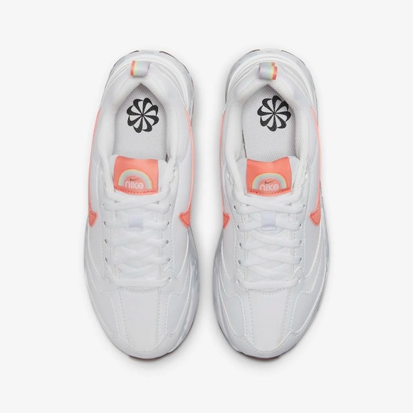 Nike Air Max Dawn - Picture 3 of 8